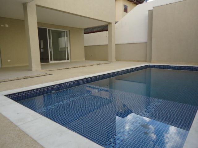 Casa à venda e aluguel com 4 quartos, 420m² - Foto 4