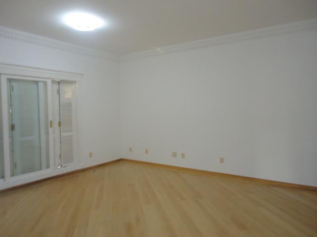 Casa à venda e aluguel, 1300m² - Foto 17