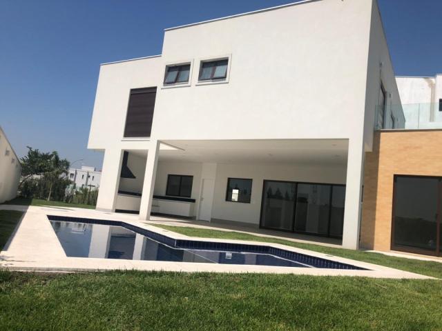 #647 - Casa em condomínio para Venda em Alphaville - SP