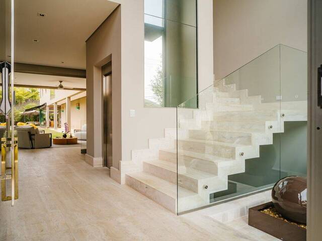 Mansão para Venda em Santana de Parnaíba - 4