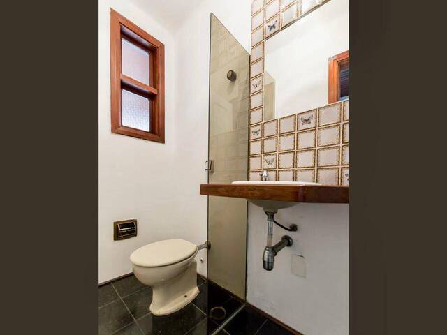 #692 - Casa em condomínio para Venda em Santana de Parnaíba - SP