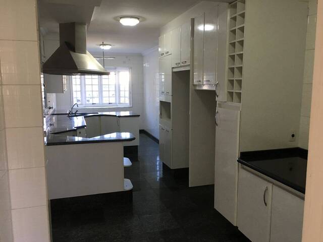 #693 - Casa em condomínio para Venda em Barueri - SP