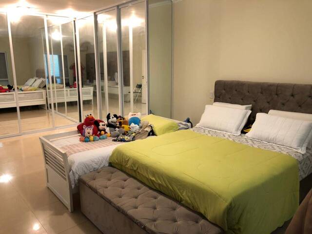 Casa para Venda em Santana de Parnaíba - 5