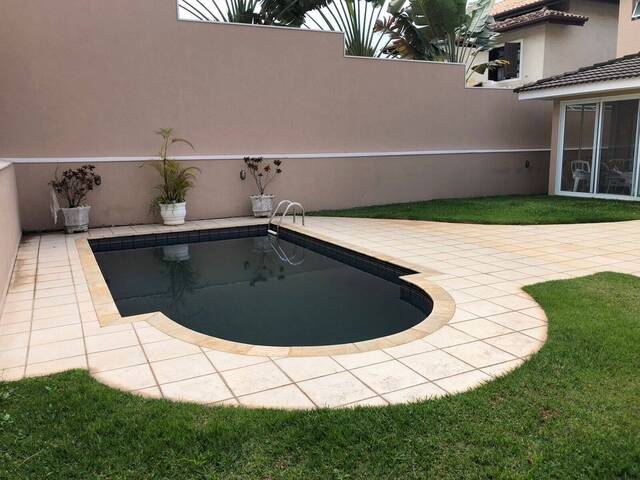 #697 - Casa para Venda em Santana de Parnaíba - SP - 1
