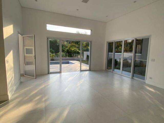 #704 - Casa em condomínio para Venda em Santana de Parnaíba - SP