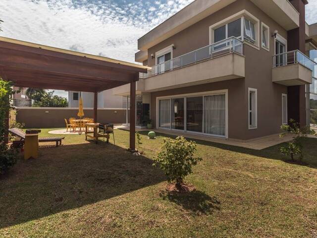 #708 - Casa em condomínio para Venda em Santana de Parnaíba - SP
