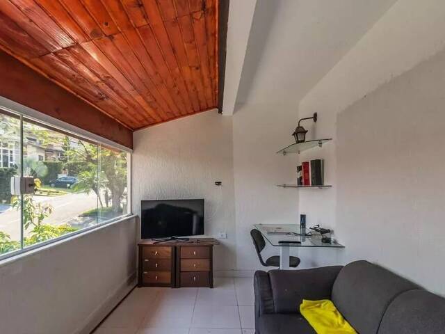 #710 - Casa em condomínio para Venda em Santana de Parnaíba - SP