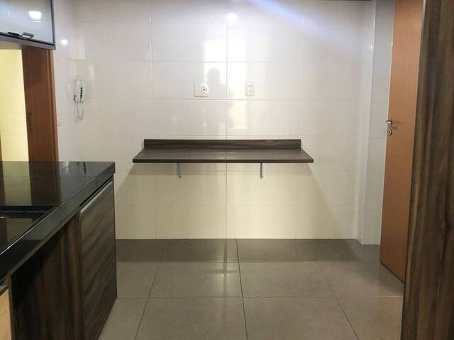 Apartamento para Venda em Santana de Parnaíba - 5
