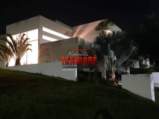 #749 - Casa para Venda em Santana de Parnaíba - SP