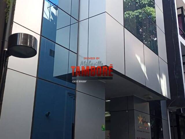 Locação em Condomínio Centro Comercial Alphaville - Barueri