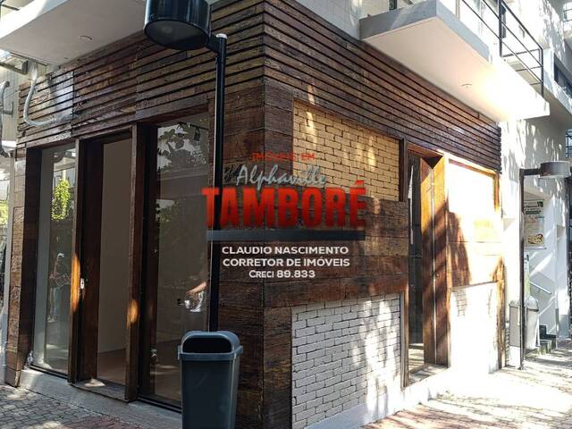 Locação em Condomínio Centro Comercial Alphaville - Barueri