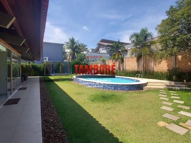 #930 - Casa de Esquina em Alphaville a Venda para Venda em Barueri - SP