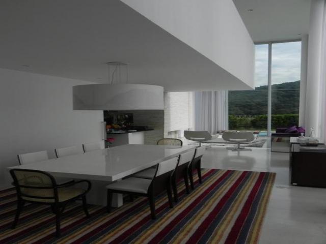 #T10-08 - Casa para Venda em Alphaville - SP