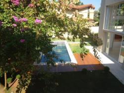 Casa para Venda em Alphaville - 3