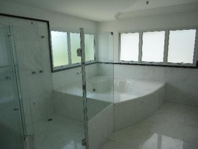 Casa para Venda em Alphaville - 3