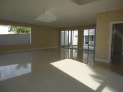 Casa para Venda em Alphaville - 3