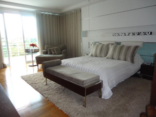 #T3-14 - Casa para Venda em Alphaville - SP - 3