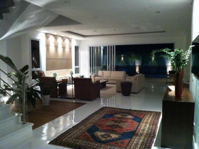 #T10-09 - Casa para Venda em Alphaville - SP - 2