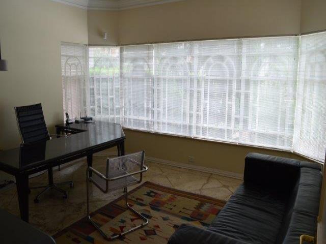 #A10-01 - Casa para Venda em Barueri - SP