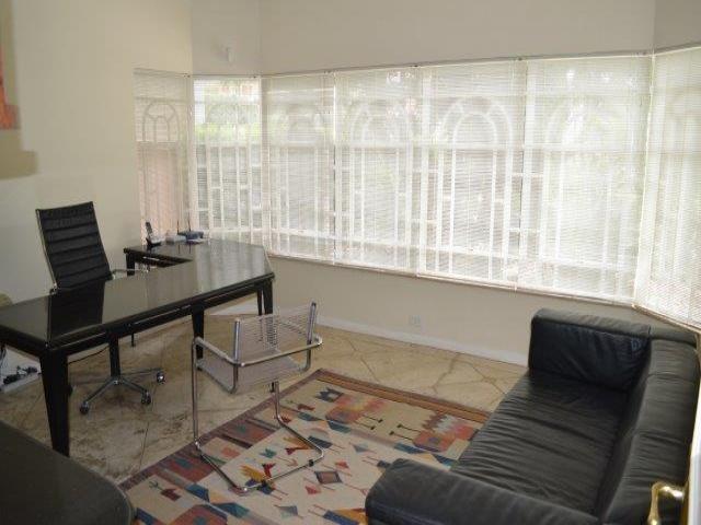Casa para Venda em Barueri - 4