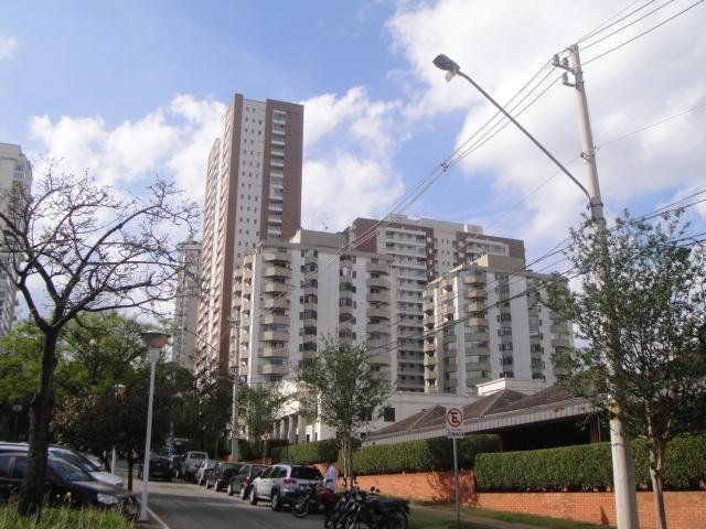 Apartamento para Venda em Alphaville - 4