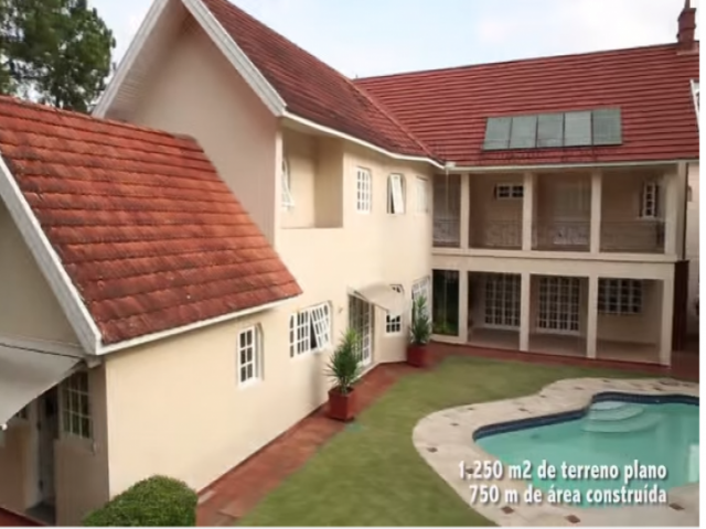 Casa para Venda em Alphaville - 5