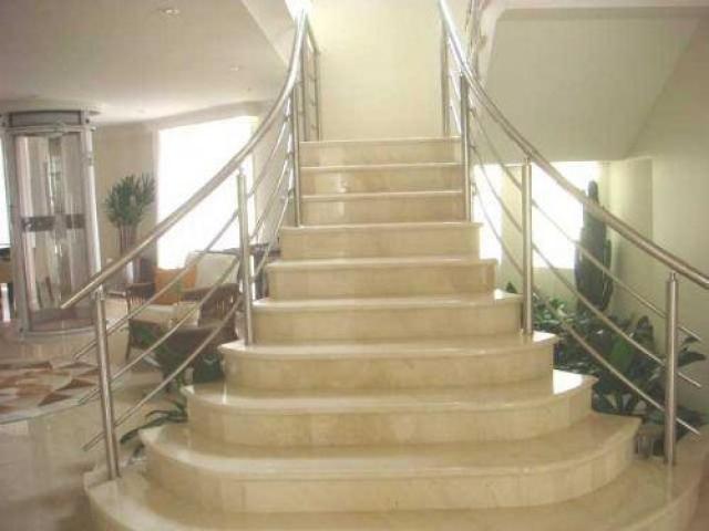 #AZ-04 - Casa para Venda em Alphaville - SP