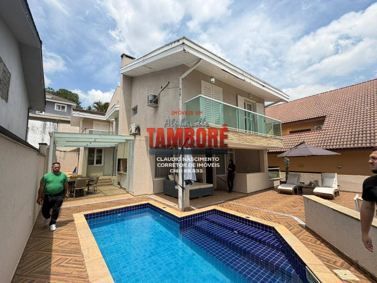 Casa, 5 quartos, 271 m² - Foto 1