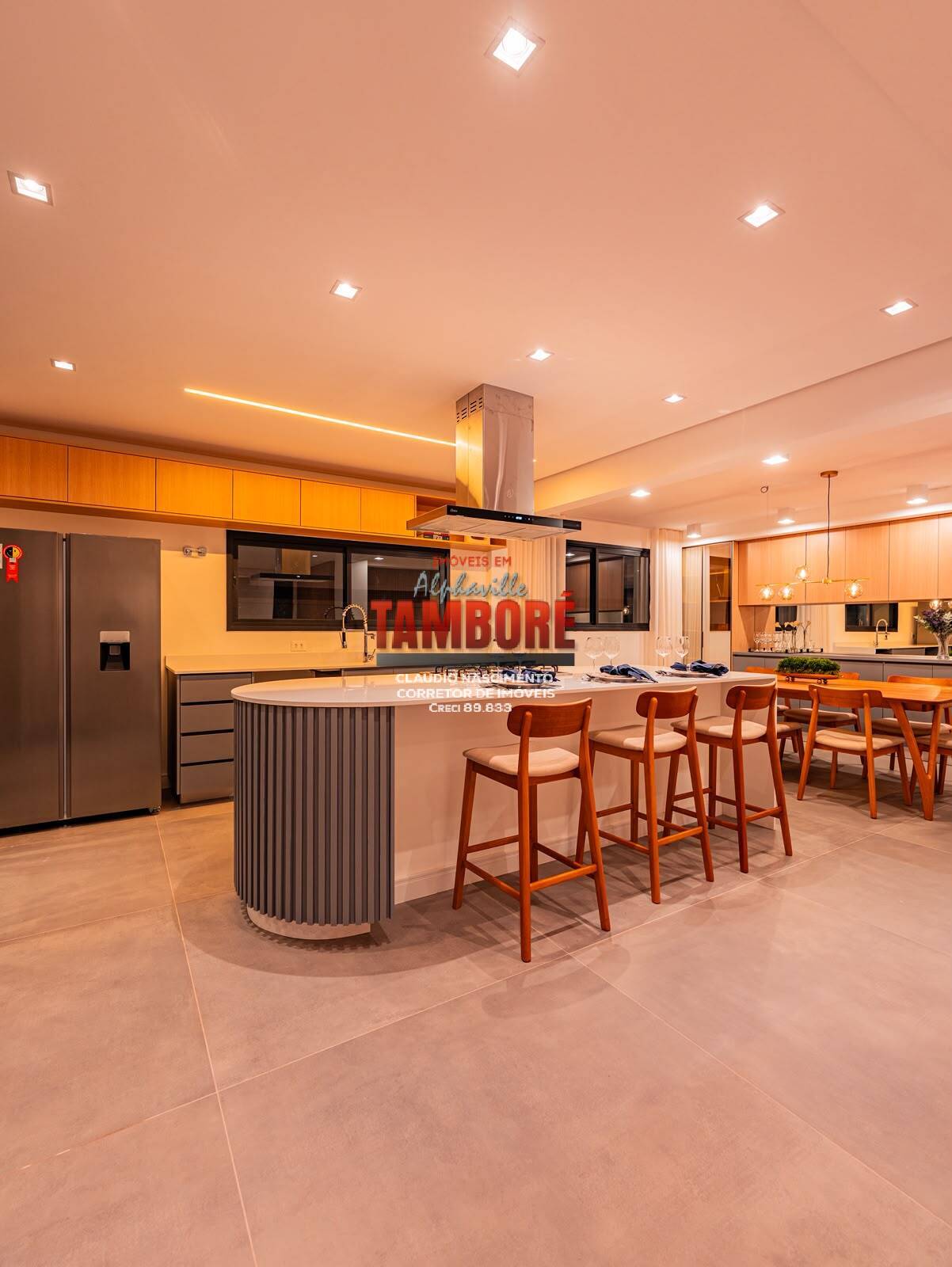 Casa, 4 quartos, 317 m² - Foto 1