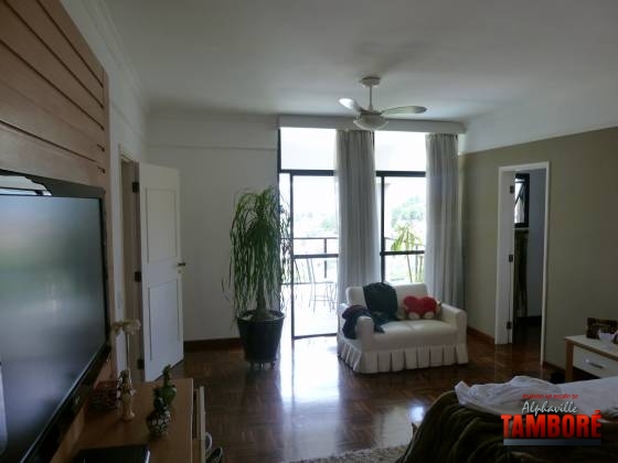 Casa à venda e aluguel com 4 quartos, 474m² - Foto 4